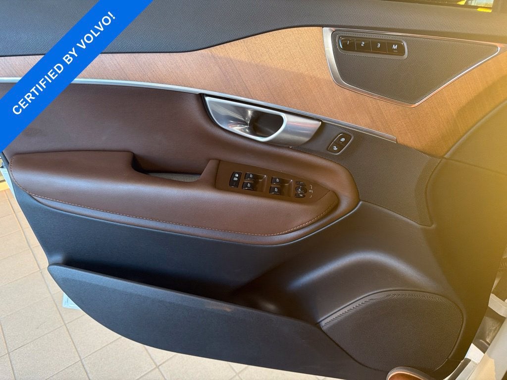 2024 Volvo XC90 B5 Plus