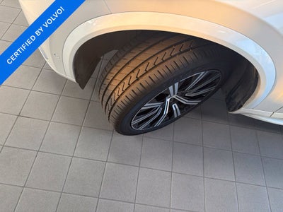 2024 Volvo XC90 B5 Plus