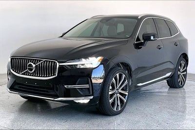 2023 Volvo XC60 B5 Ultimate Bright Theme