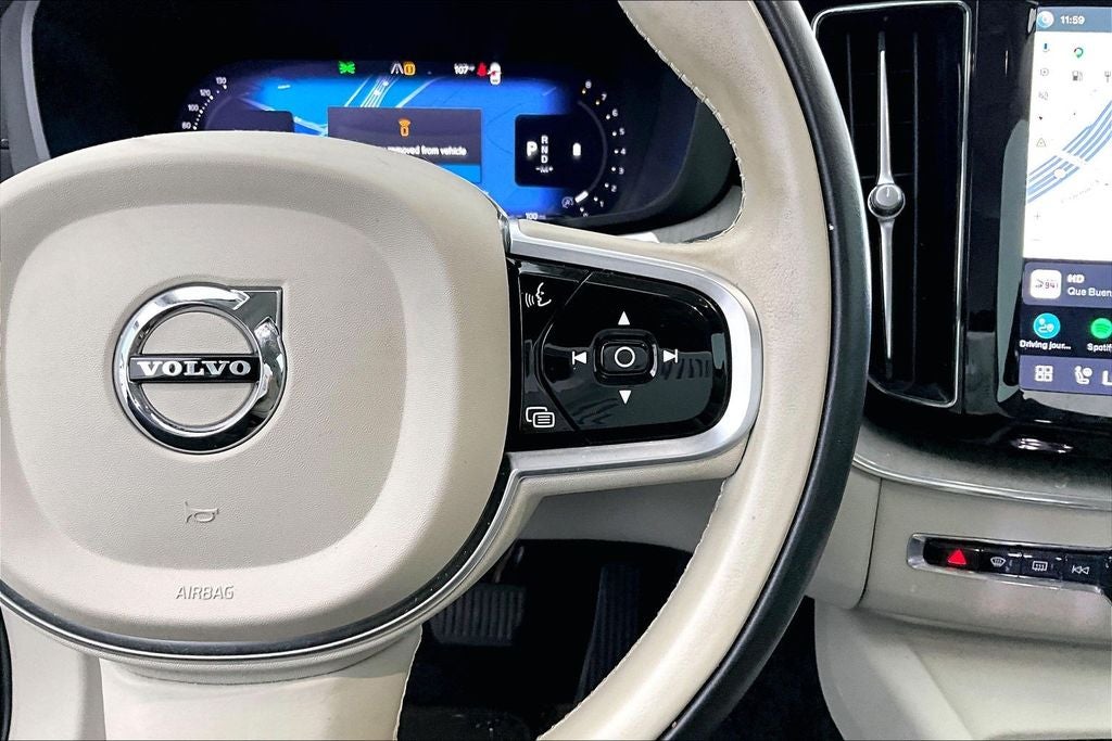2023 Volvo XC60 B5 Ultimate Bright Theme