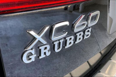 2023 Volvo XC60 B5 Ultimate Bright Theme