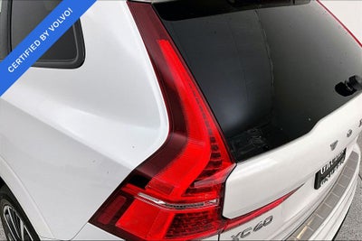 2024 Volvo XC60 B5 Plus Dark Theme