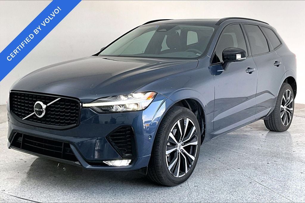 2024 Volvo XC60 B5 Plus Dark Theme