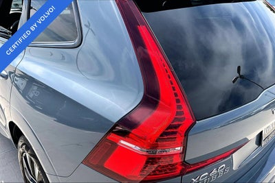 2024 Volvo XC60 B5 Plus Dark Theme