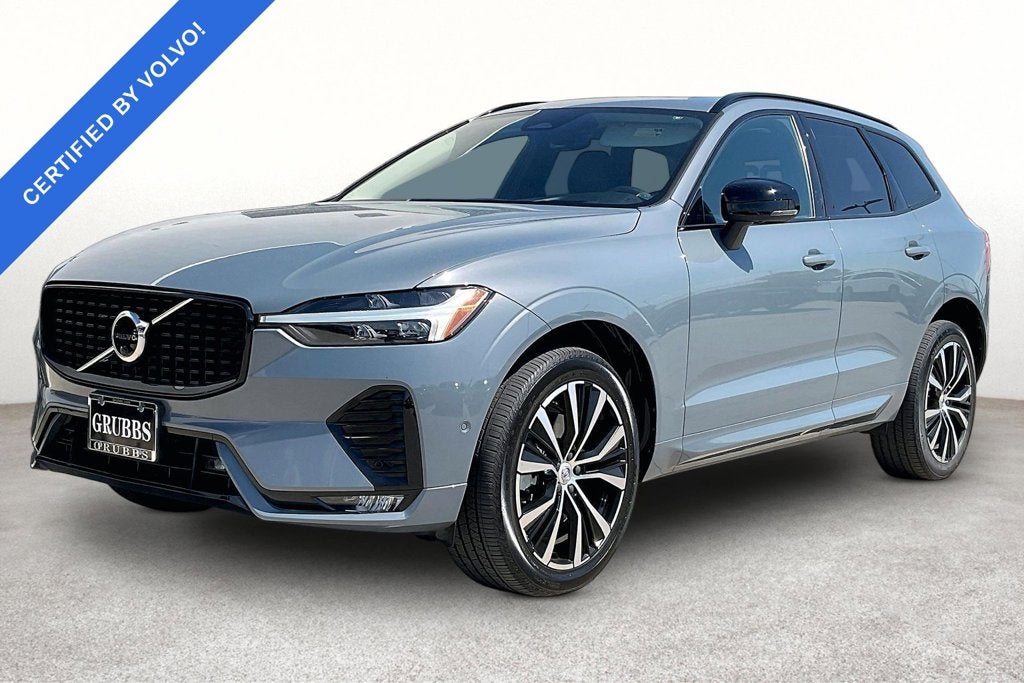 2023 Volvo XC60 B5 Ultimate Dark Theme