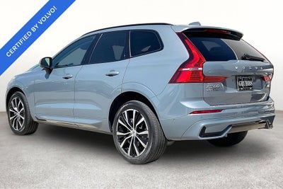 2023 Volvo XC60 B5 Ultimate Dark Theme