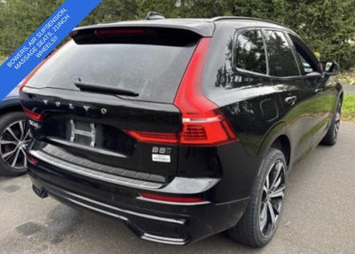 2024 Volvo XC60 B5 Ultimate Dark Theme