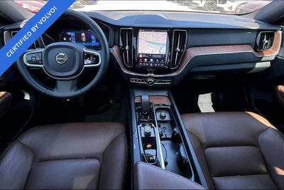 2023 Volvo XC60 B5 Plus Bright Theme