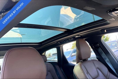 2023 Volvo XC60 B5 Plus Bright Theme