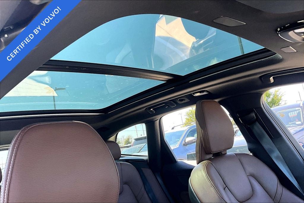 2023 Volvo XC60 B5 Plus Bright Theme