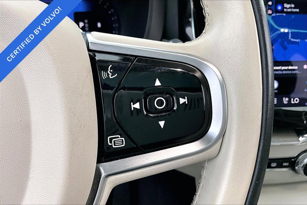 2023 Volvo XC60 B5 Plus Bright Theme