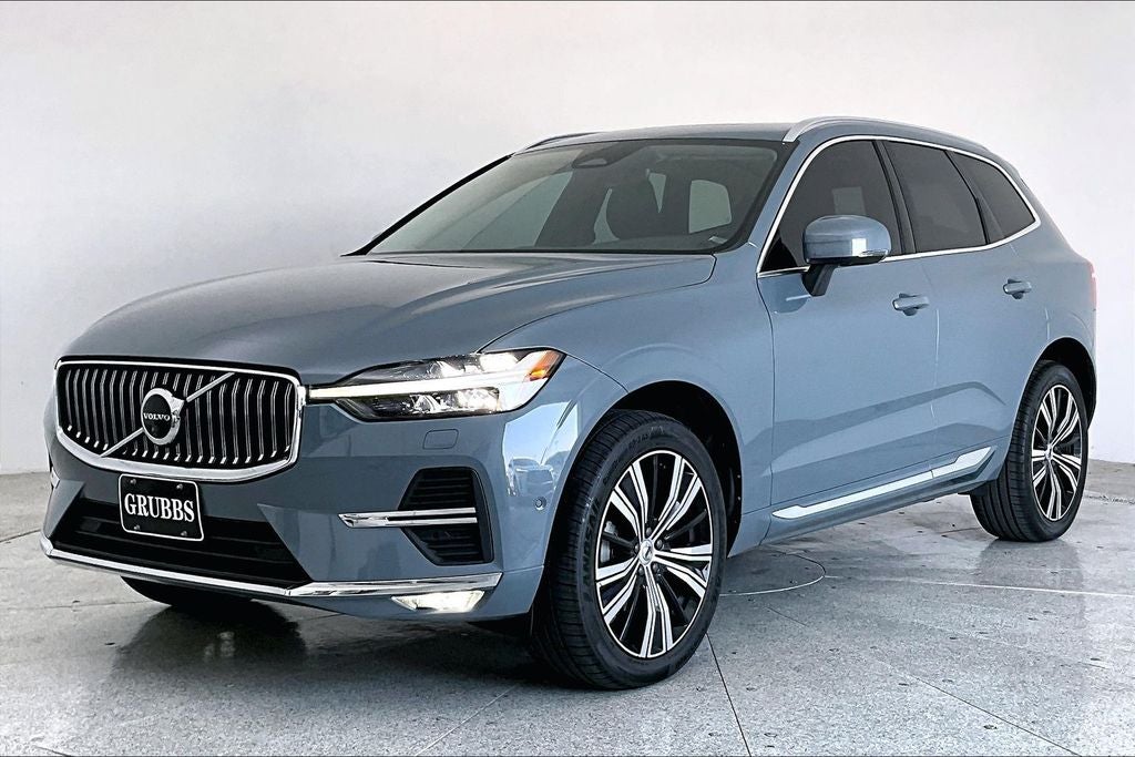 2023 Volvo XC60 B5 Plus Bright Theme