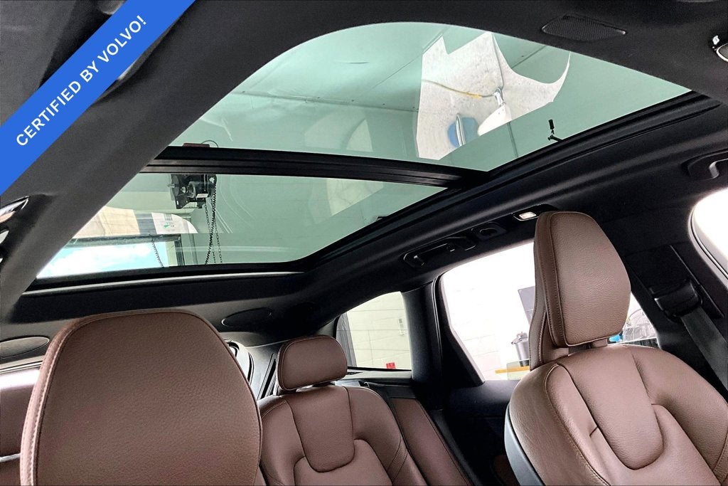 2023 Volvo XC60 B5 Plus Bright Theme