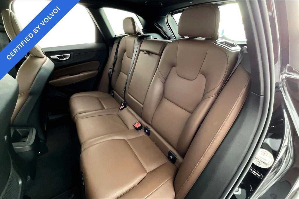 2023 Volvo XC60 B5 Plus Bright Theme