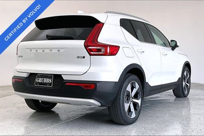 2023 Volvo XC40 B5 Plus Bright Theme