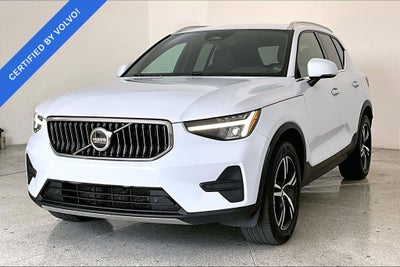 2024 Volvo XC40 B5 Core