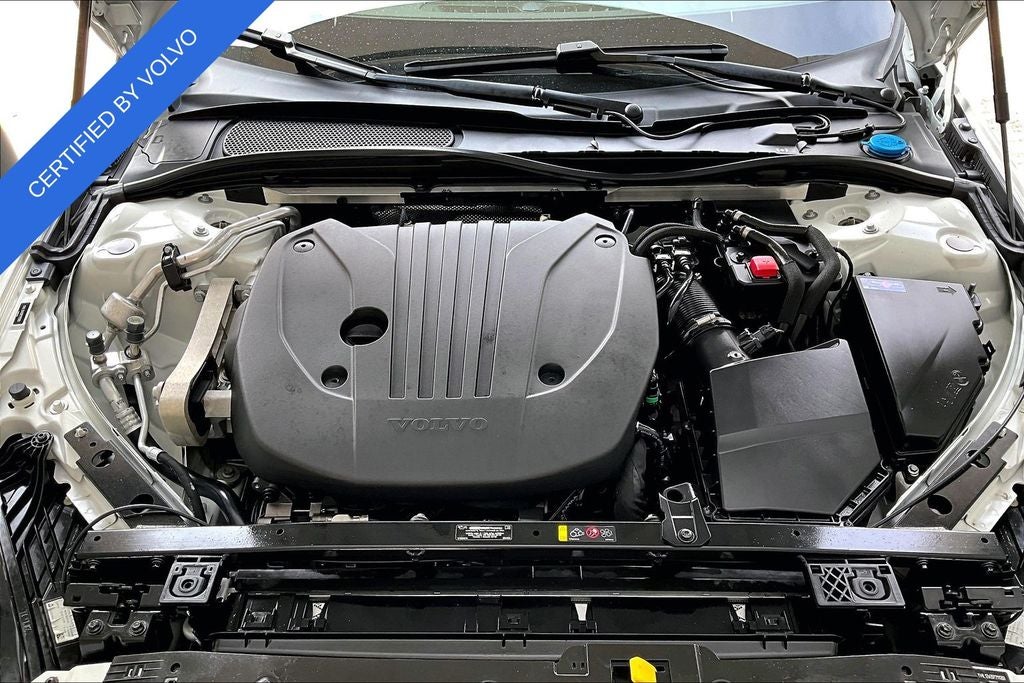2023 Volvo V60 Cross Country B5 Plus