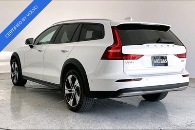 2023 Volvo V60 Cross Country B5 Plus
