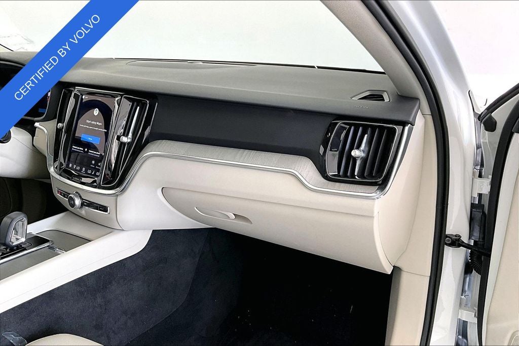 2023 Volvo V60 Cross Country B5 Plus