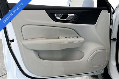2023 Volvo V60 Cross Country B5 Plus