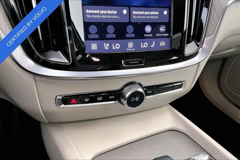 2023 Volvo V60 Cross Country B5 Plus