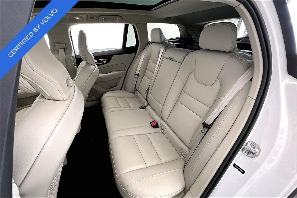 2023 Volvo V60 Cross Country B5 Plus
