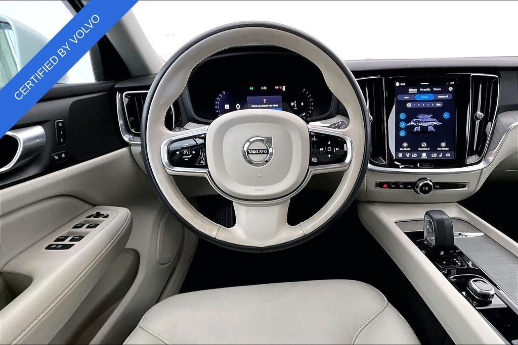 2023 Volvo V60 Cross Country B5 Plus