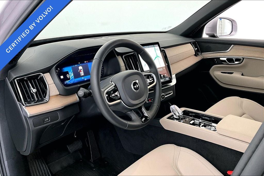 2026 Volvo XC90 B5 Plus