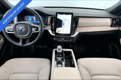 2026 Volvo XC90 B5 Plus