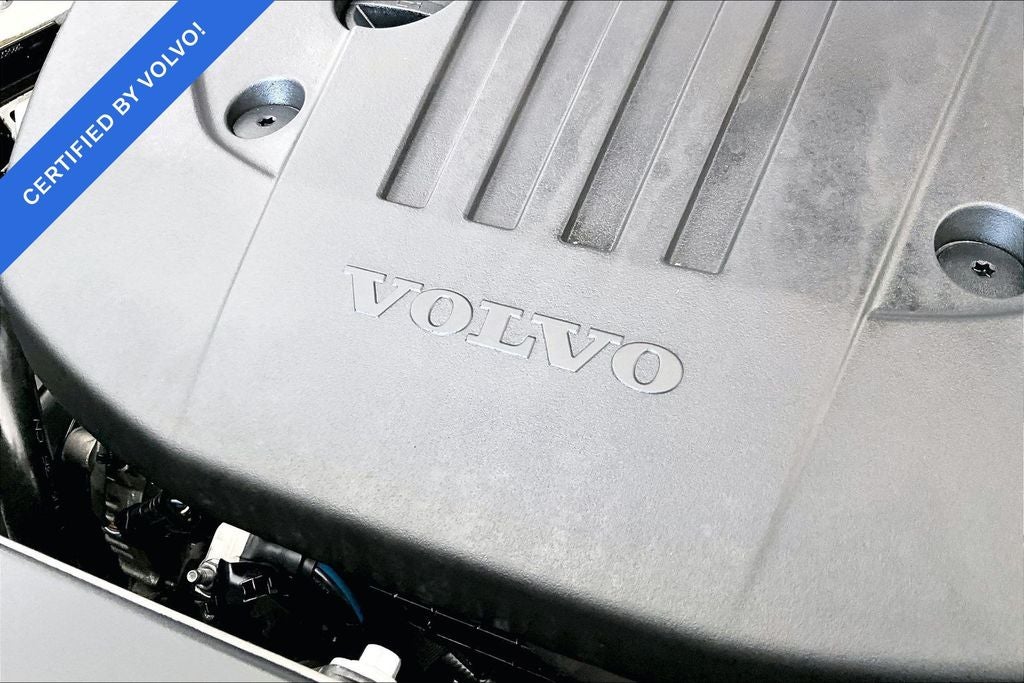 2026 Volvo XC90 B5 Plus