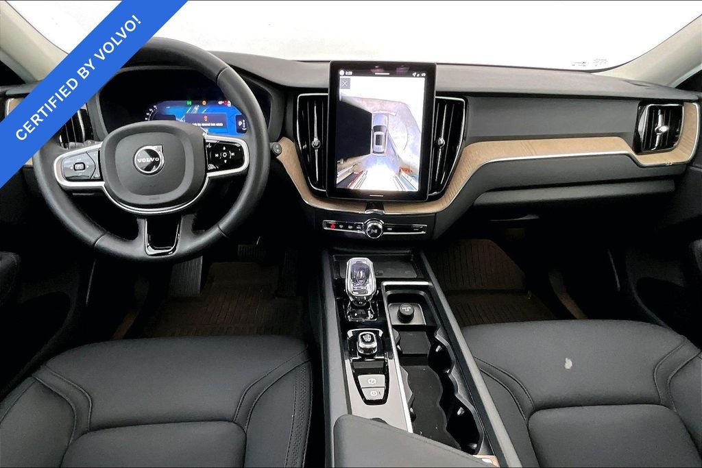 2026 Volvo XC60 B5 Plus