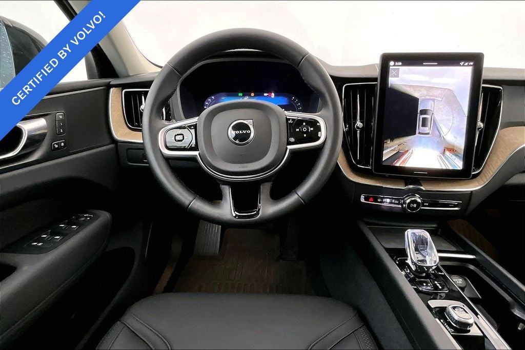 2026 Volvo XC60 B5 Plus