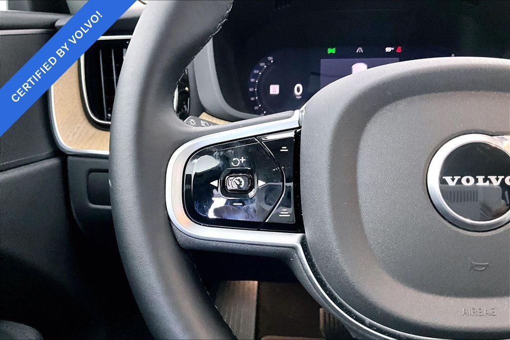 2026 Volvo XC60 B5 Plus