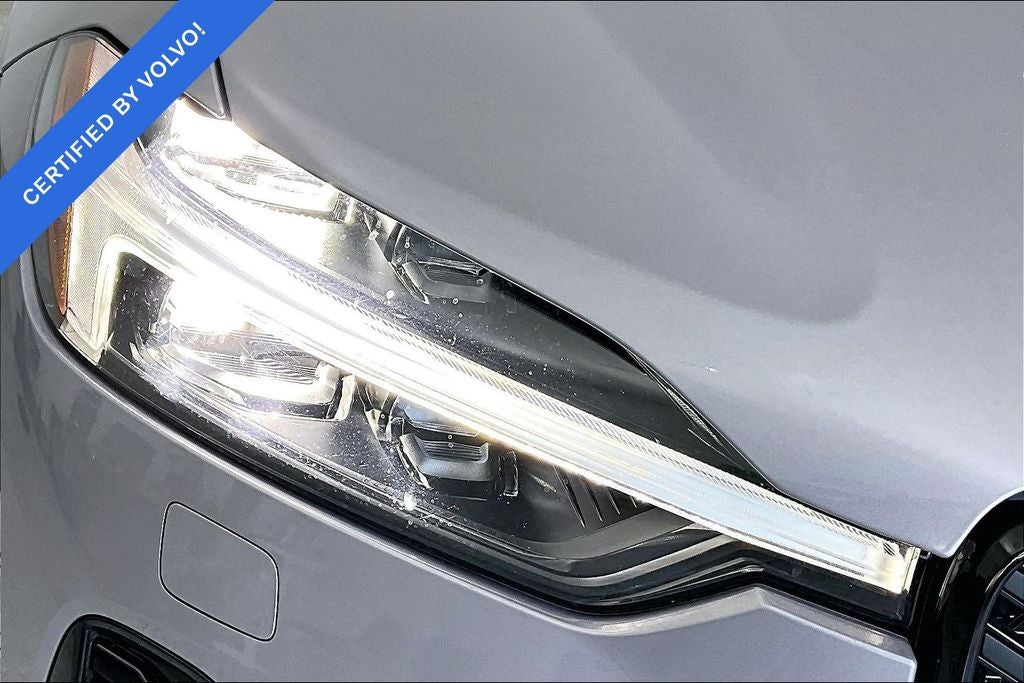 2026 Volvo XC60 B5 Plus