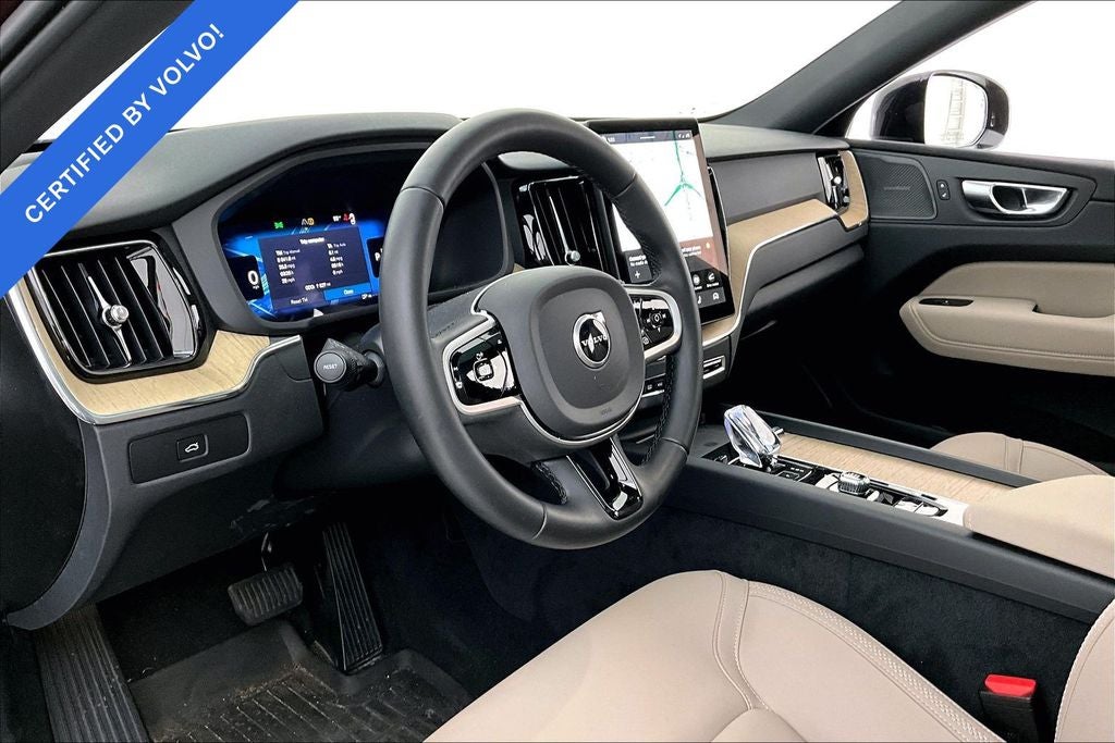 2026 Volvo XC60 B5 Plus