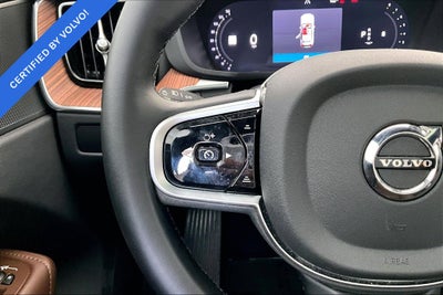 2025 Volvo XC60 B5 Plus