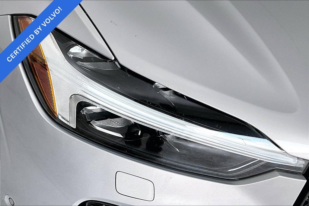 2025 Volvo XC60 B5 Plus