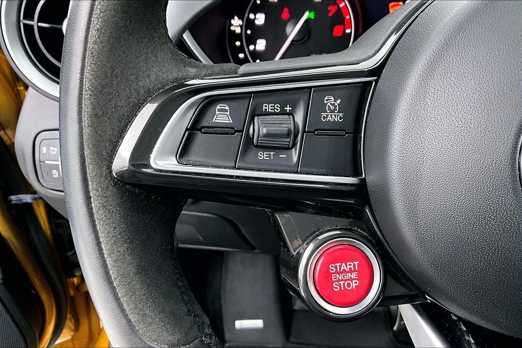 2023 Alfa Romeo Giulia Quadrifoglio
