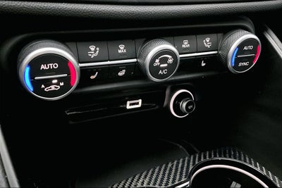 2023 Alfa Romeo Giulia Quadrifoglio
