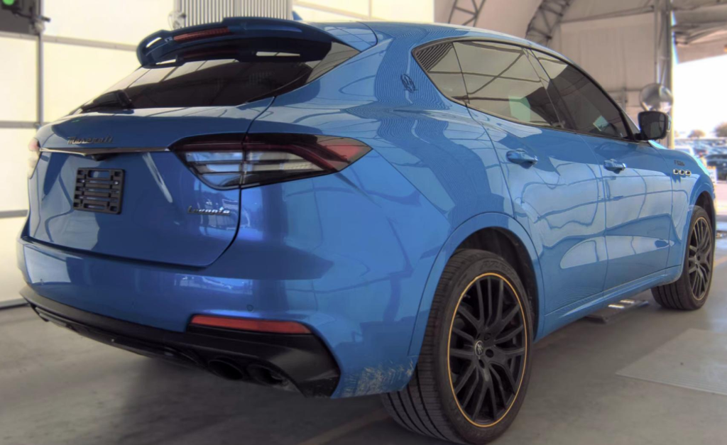 2022 Maserati Levante Tributo