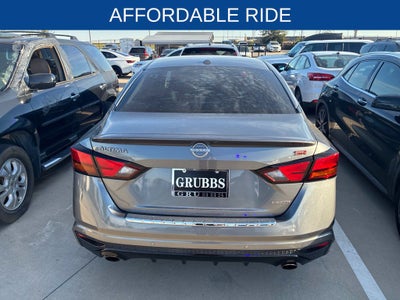 2023 Nissan Altima 2.0 SR