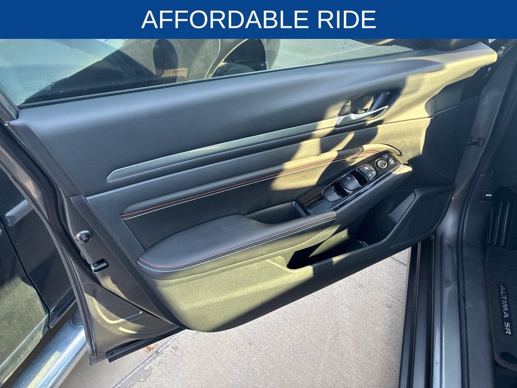 2023 Nissan Altima 2.0 SR