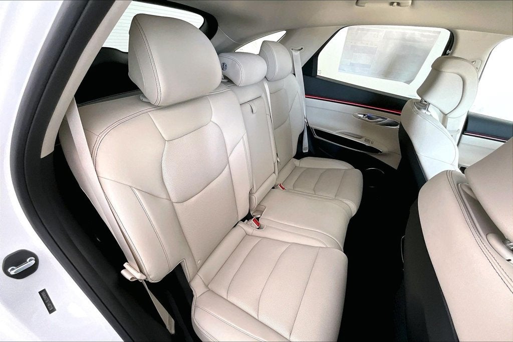 2026 Genesis GV70 2.5T