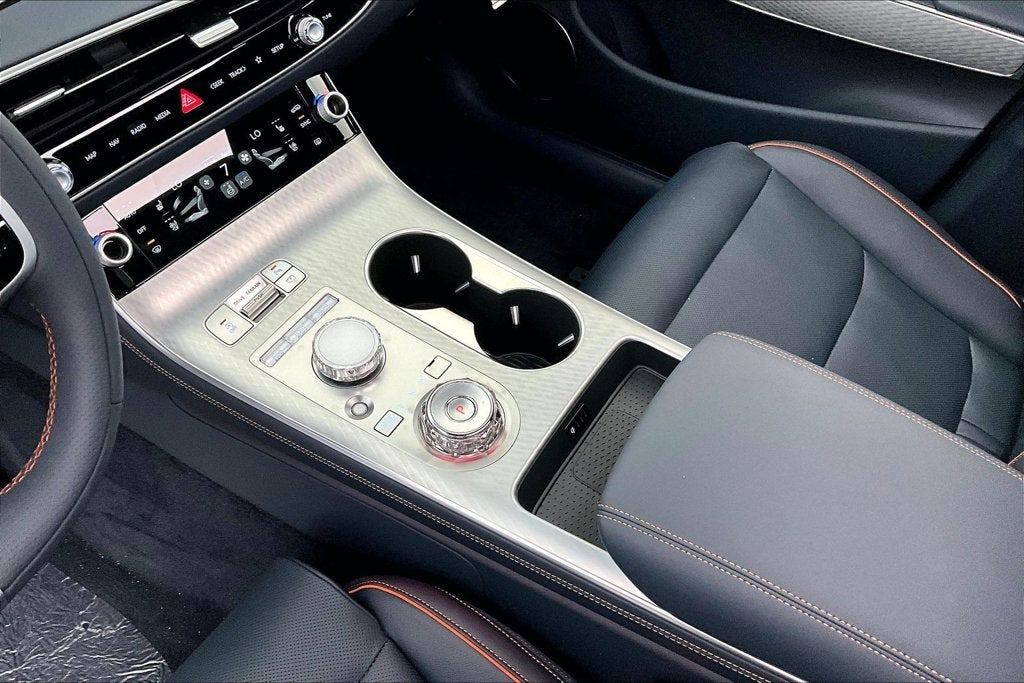 2026 Genesis GV70 2.5T SPORT PRESTIGE