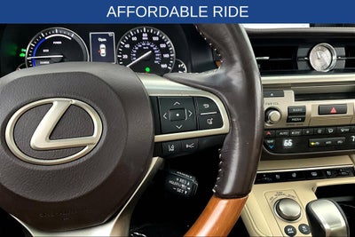 2016 Lexus ES 300h