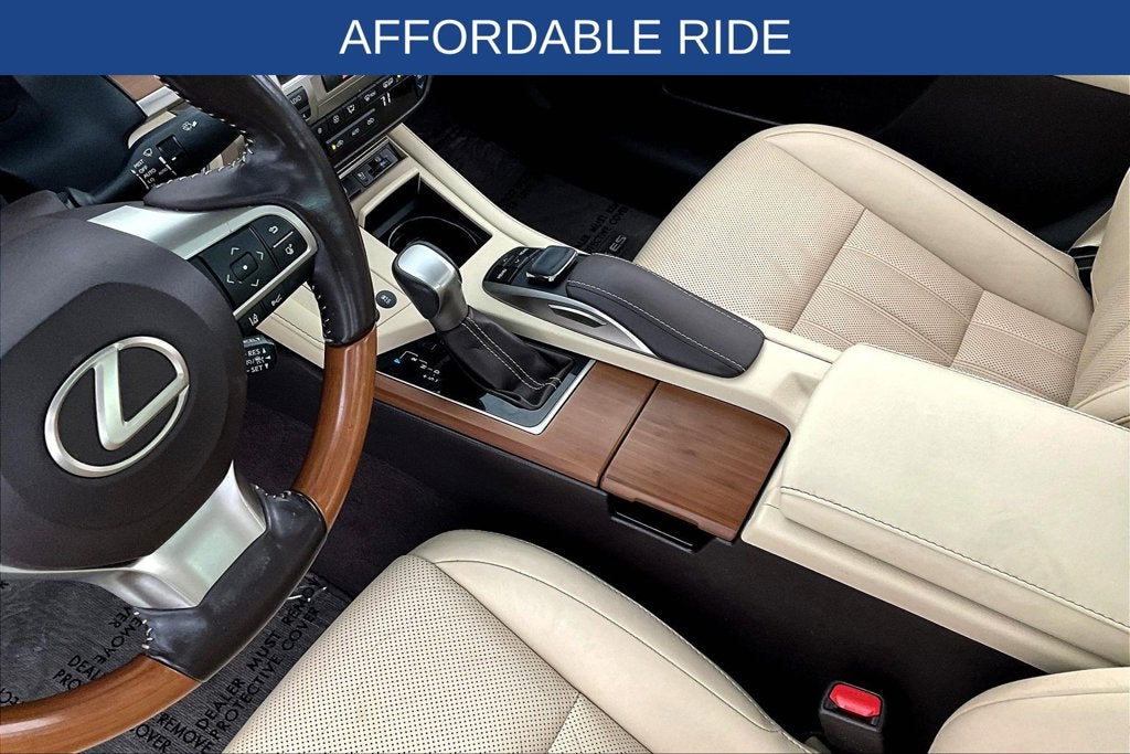 2016 Lexus ES 300h