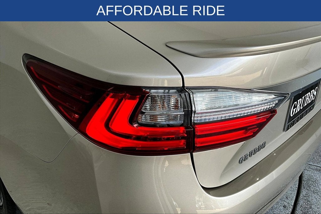 2016 Lexus ES 300h