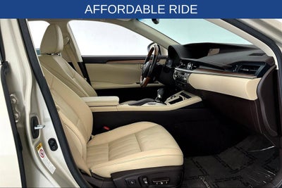 2016 Lexus ES 300h