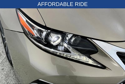 2016 Lexus ES 300h