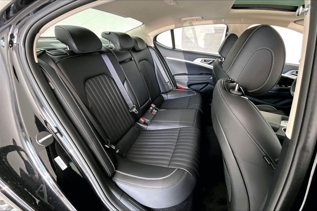 2026 Genesis G70 2.5T PRESTIGE